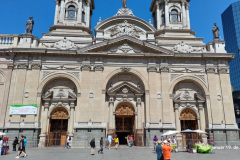 A-santagoi-Metropolitan-Katedralis-fobejarata