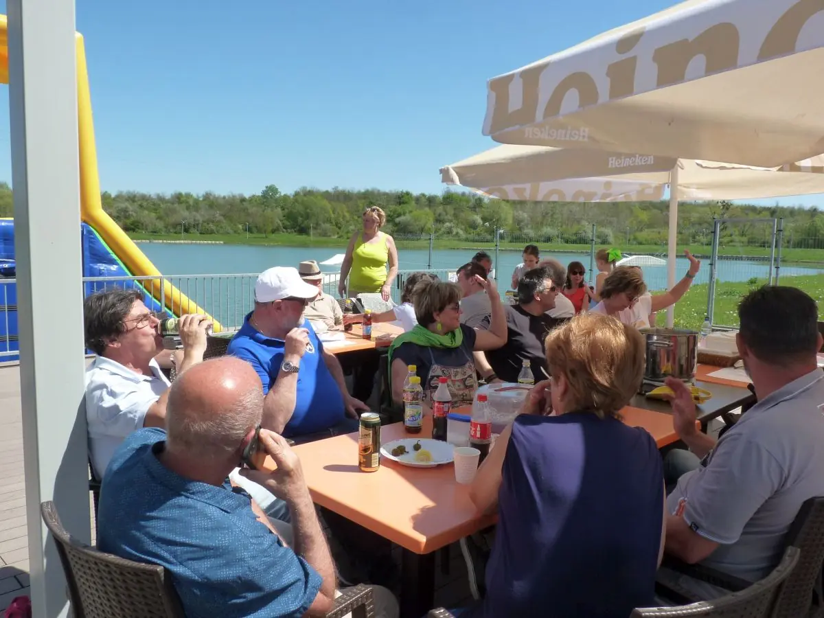 Ambassador Club Pécs - Futókör karbantartás, Családi nap keretében 2018-04-21